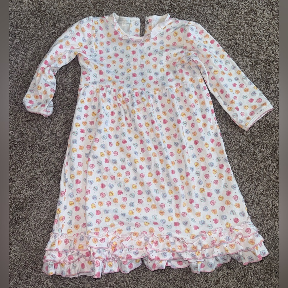 EUC magnolia baby size 5 conversation hearts gown